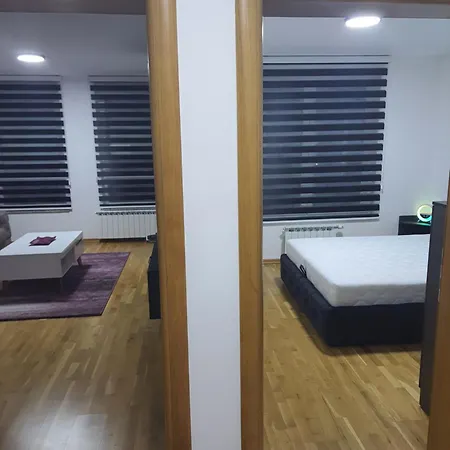 Inesa Apartamento Tuzla