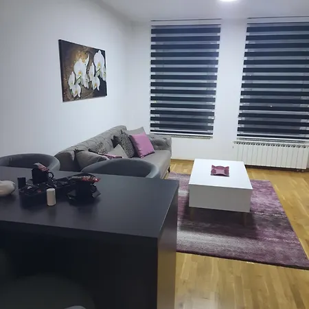 Inesa Apartamento *